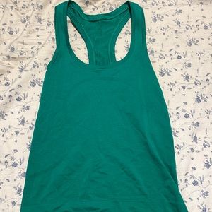 Lululemon razorback swiftly - size 2, worn once, green